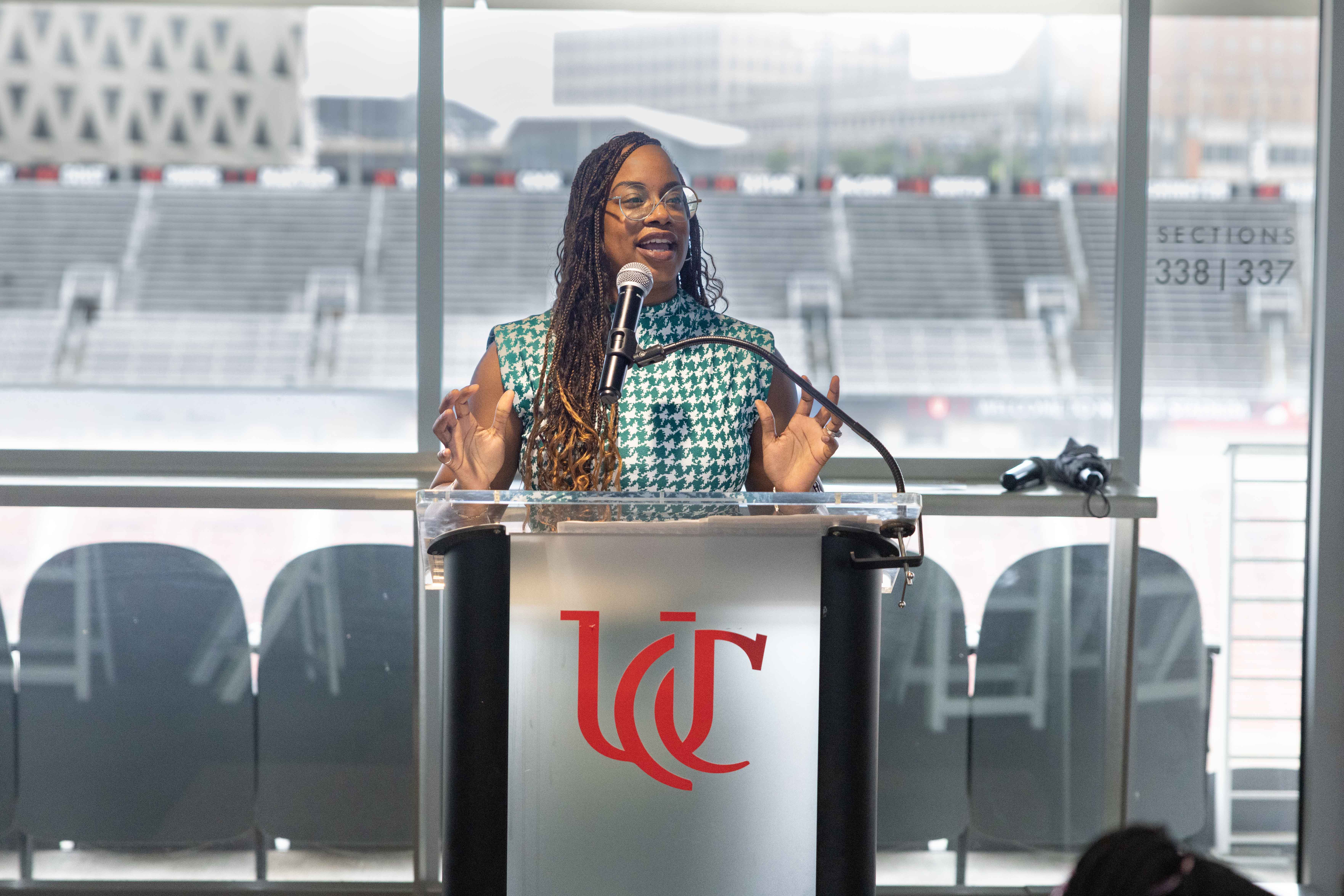 Whitney Gaskins speaks at Foundation event